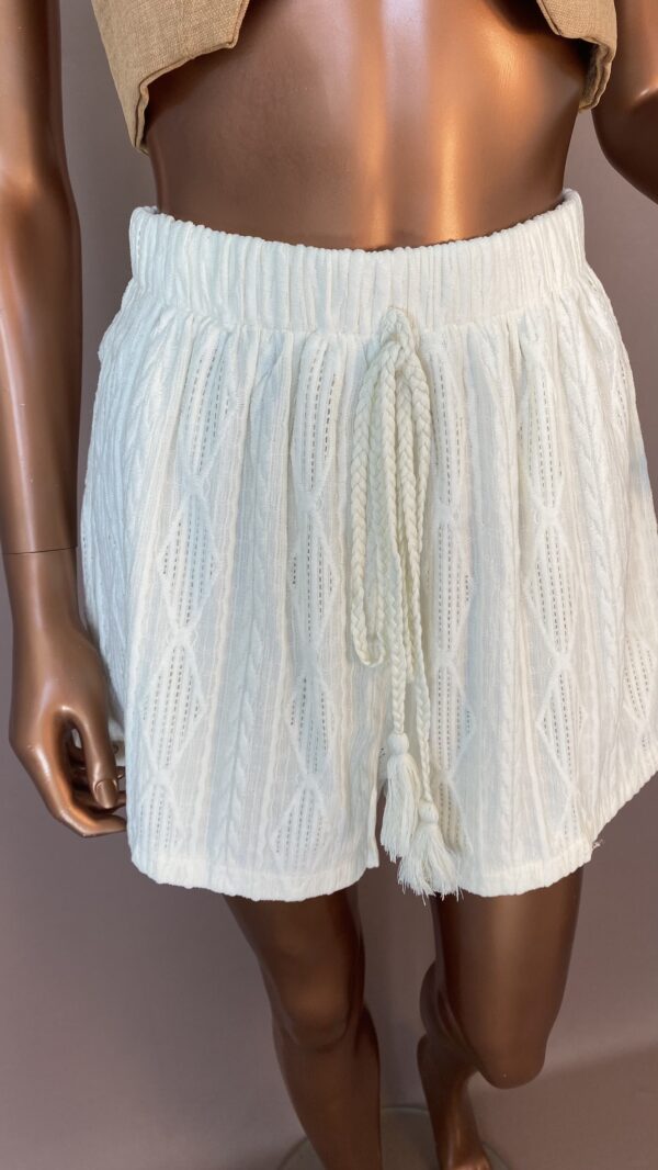 SHORT BORDADO OFF WHITE - Image 3